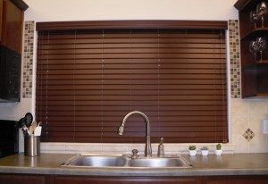 faux wood blinds and real wood blinds in Anchorage